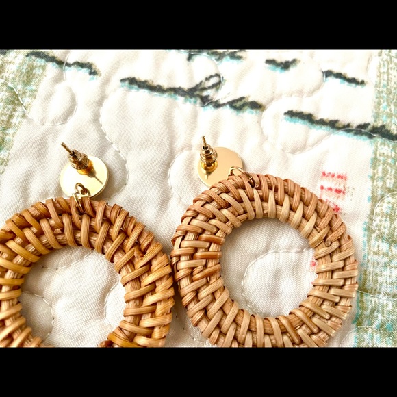 Rattan and Gold Stud Earrings - Picture 4 of 7